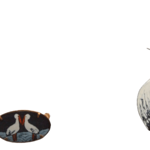 Smaltovaná brož souprava s čápy. Nepřehlédnutelné šperky vyniknou se hodí pro každou příležitost.