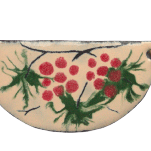 Smaltovaný přívěsek s růžovými vinnými hrozny z kolekce inspirované krojem mělnického folklórního souboru. Je navržený k zavěšení na kratší šňůrce. Sluší podzimnímu typu. Prohlédněte si celou kolekci.