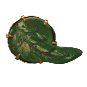 Smaltovaná listová brož. Sluší podzimnímu typu. Hodí se na šaty nebo sáčko. Bude ladit k elegantnímu i extravagantnějšímu outfitu.