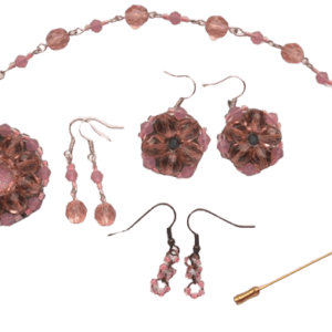 Růžová korálková souprava. Souprava pro pár nebo celou rodinu. Slaďte se pro slavnostní příležitosti.