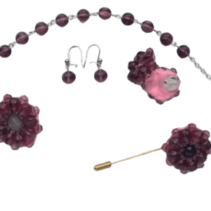 Fialová korálková souprava. Šperky a doplňky pro zvláštní příležitost i každý den.