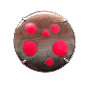 Smaltovaná brož s červenými puntíky