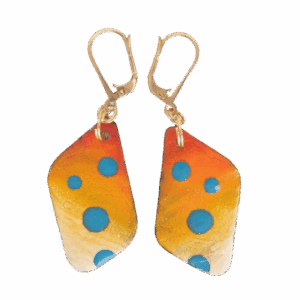 Dlouhé smaltované náušnice s modrými puntíky, uzavíratelné háčky, ruční výroba, letní design