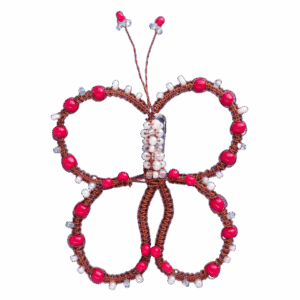 Drátkovaná motýlí brož s červenými a růžovými korálky z měděného drátu