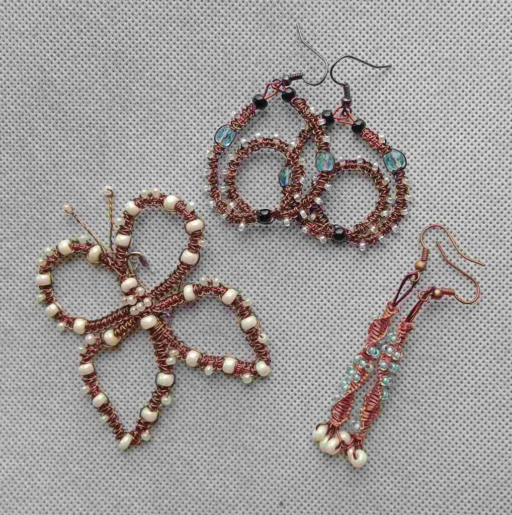 Drátkované šperky. Originální šperky vytvořené drháním z kvalitního měděného drátku.